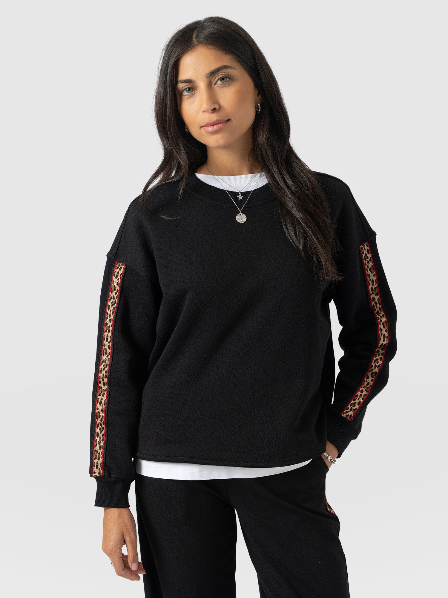 Victory Sweatshirt - Black - Leopard - Women's Jumpers | Saint + Sofia® EU