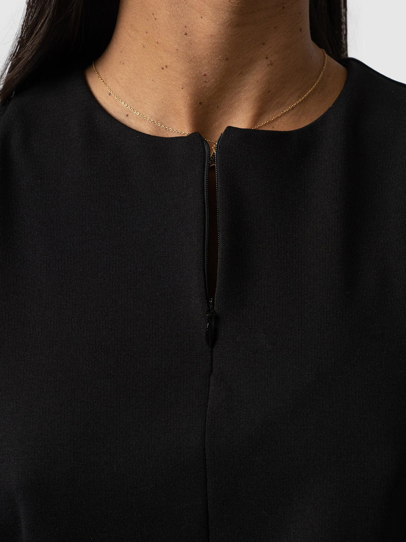 Esme Zip Up Top Black - Women's Tops | Saint + Sofia® EU