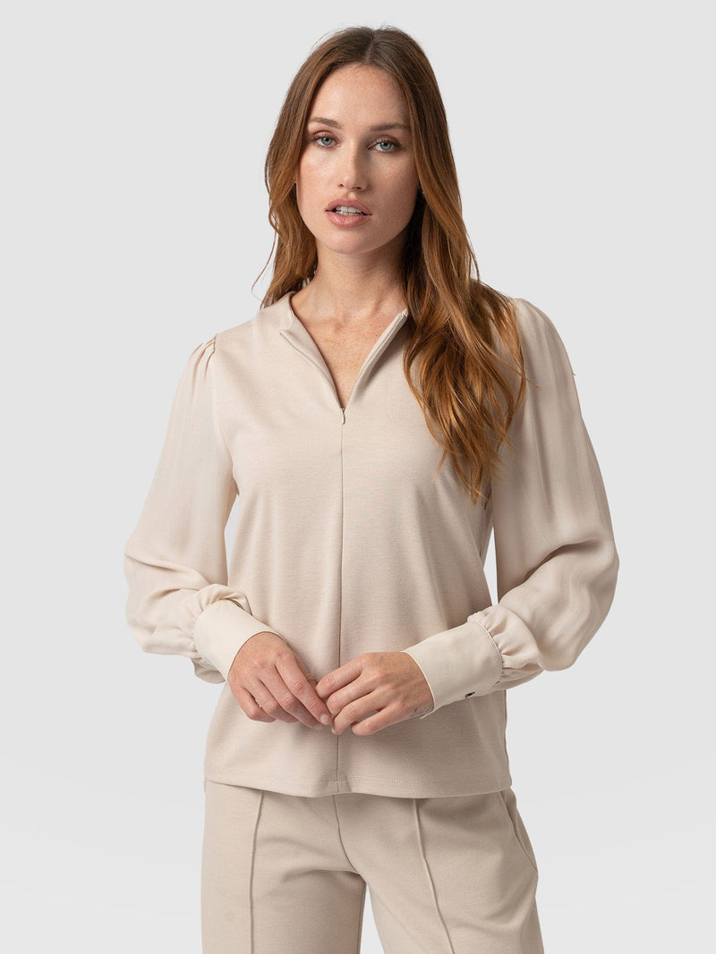 Esme Zip Up Top Light Beige - Women's Tops | Saint + Sofia® EU