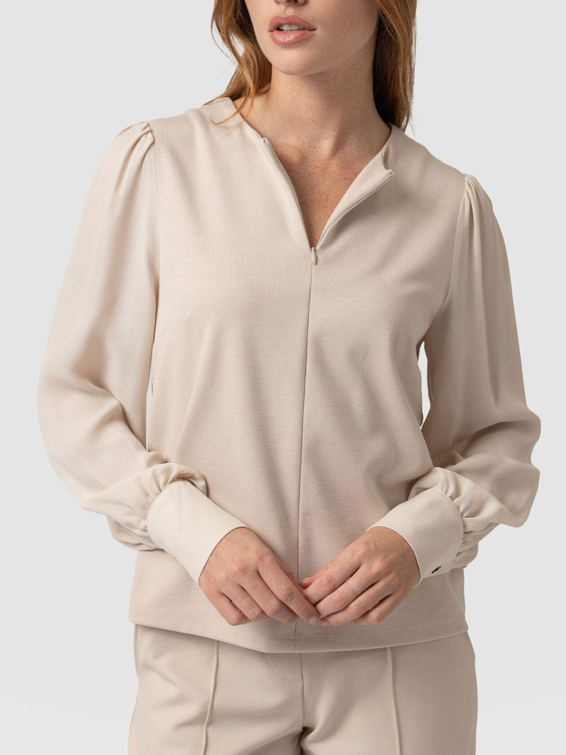 Esme Zip Up Top Light Beige - Women's Tops | Saint + Sofia® EU