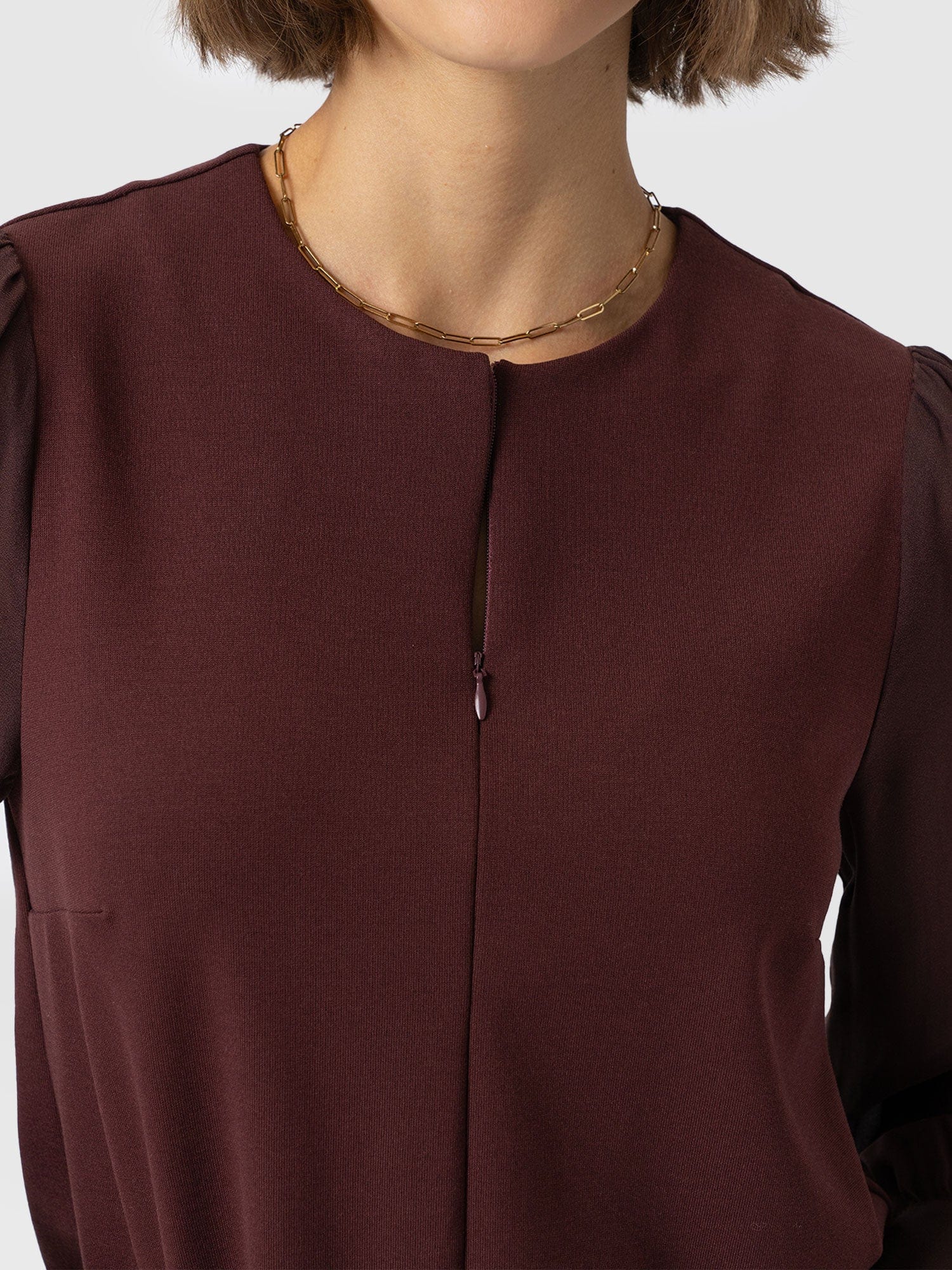 Esme Zip Up Top - Maroon - Women's T-shirts | Saint + Sofia® EU