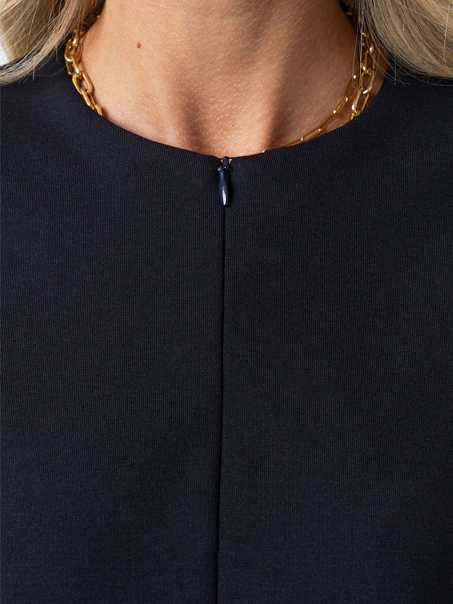 Esme Zip Up Top - Navy - Women's T-shirts | Saint + Sofia® EU