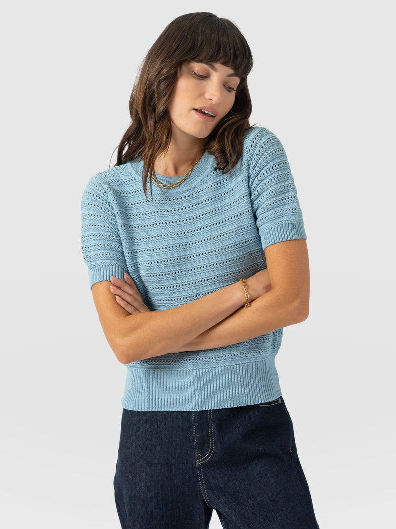 Ester Short Sleeve Knit - Powder Blue - Women's Jumpers | Saint + Sofia® EU