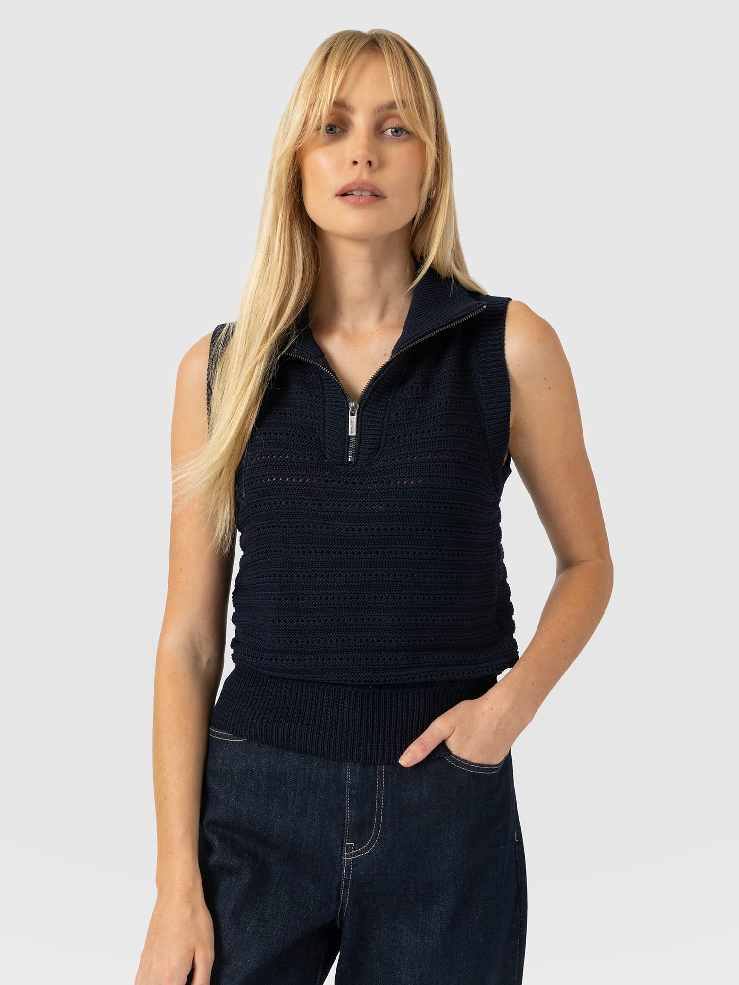 Ester Sleeveless Knit - Navy - Women's Jumpers | Saint and Sofia® EU