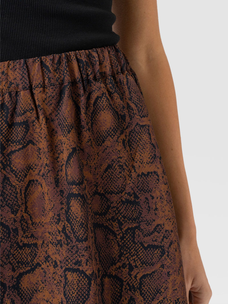 Etta Layered Mini Skirt Brown Snake - Women's Skirts | Saint + Sofia® EU