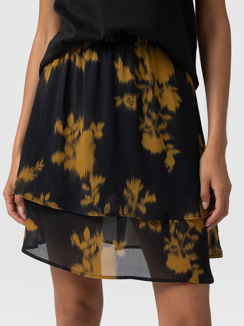 Etta Layered Mini Skirt Yellow Fade Foral - Women's Skirts | Saint + Sofia® EU