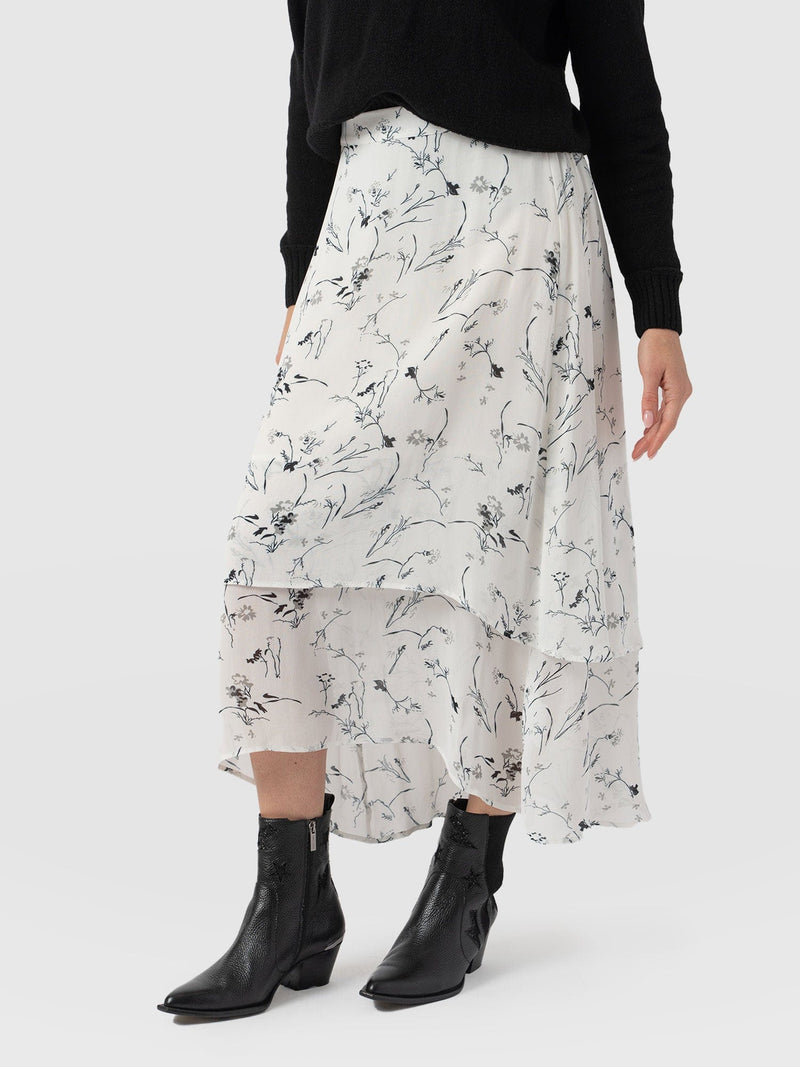 Etta Layered Skirt White Floral - Women's Skirts | Saint + Sofia® EU