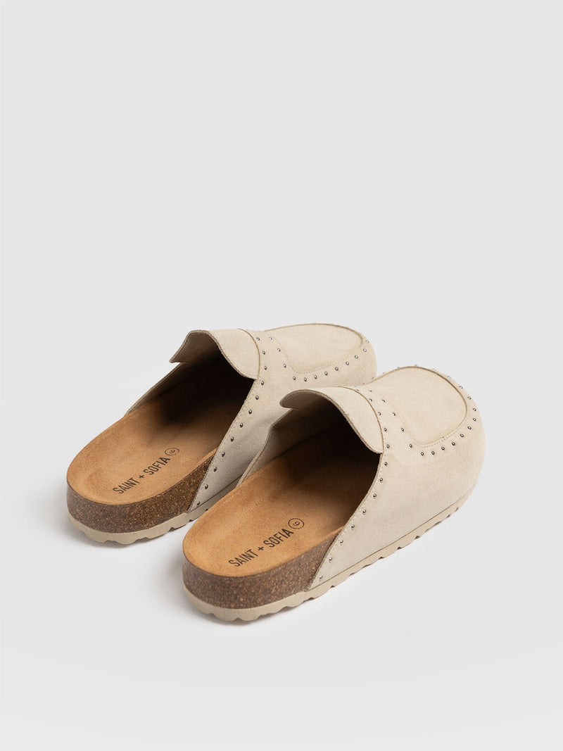 Etta Studded Clogs Cream - Women's Shoes | Saint + Sofia® UK