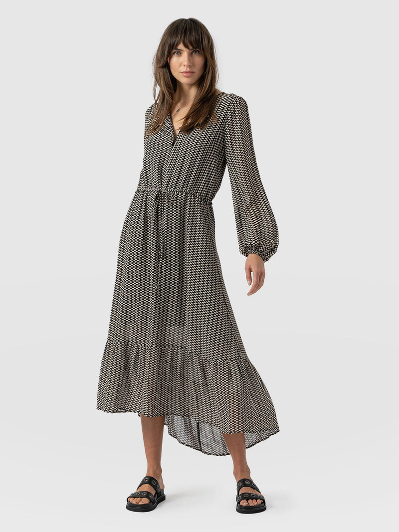 Evelyn High Low Dress Monochrome Wave - Women's Dresses | Saint + Sofia® EU