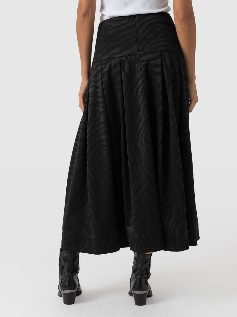 Everly Pleated Skirt Black Zebra  - Women's Skirts | Saint + Sofia® EU