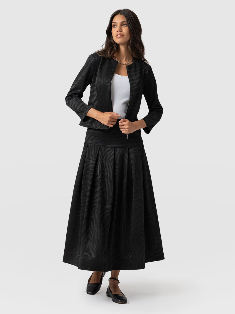 Everly Pleated Skirt Black Zebra  - Women's Skirts | Saint + Sofia® EU