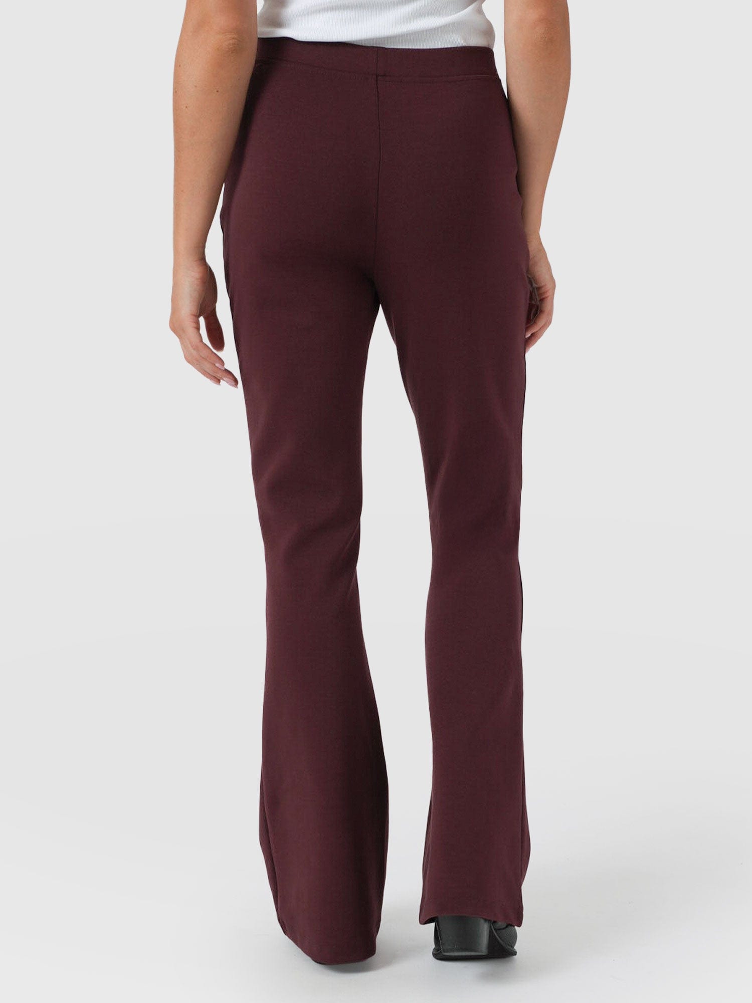 Fearne Fare Legging Maroon - Women's Leggings | Saint + Sofia® EU