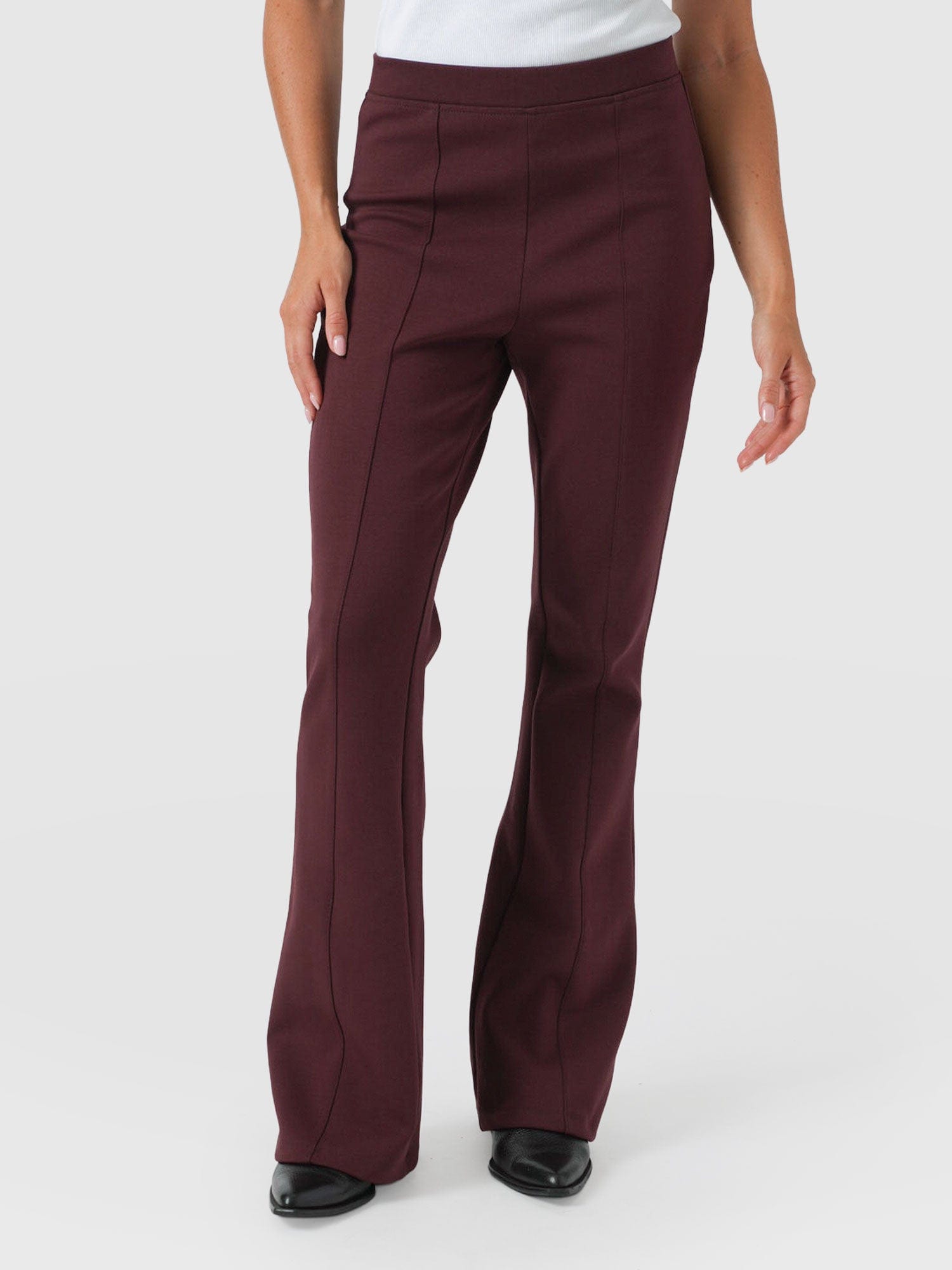 Fearne Fare Legging Maroon - Women's Leggings | Saint + Sofia® EU