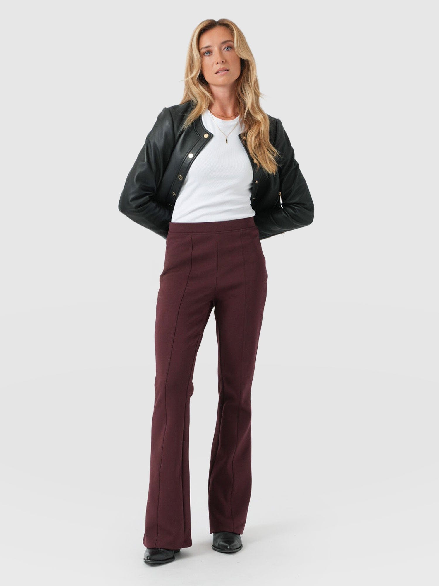 Fearne Fare Legging Maroon - Women's Leggings | Saint + Sofia® EU