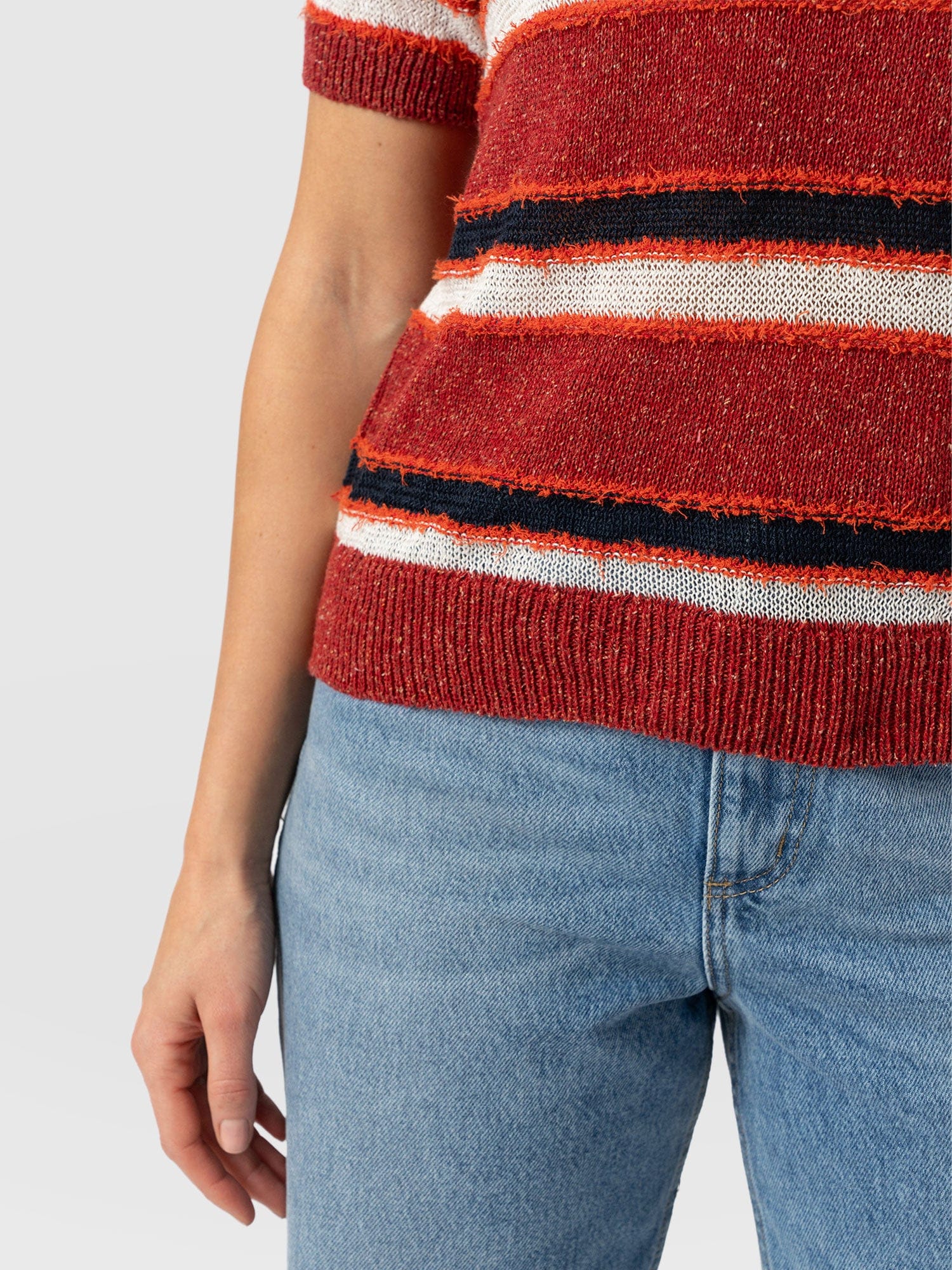 Fearne Knit Tee - Red Stripe - Women's Jumpers | Saint + Sofia® EU