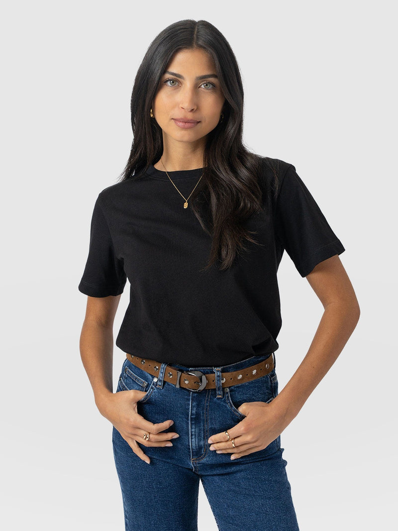 Finsbury Crew Neck Tee - Black - Women's T-shirts | Saint + Sofia® EU