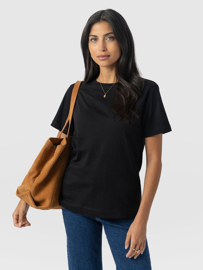 Finsbury Crew Neck Tee - Black - Women's T-shirts | Saint + Sofia® EU