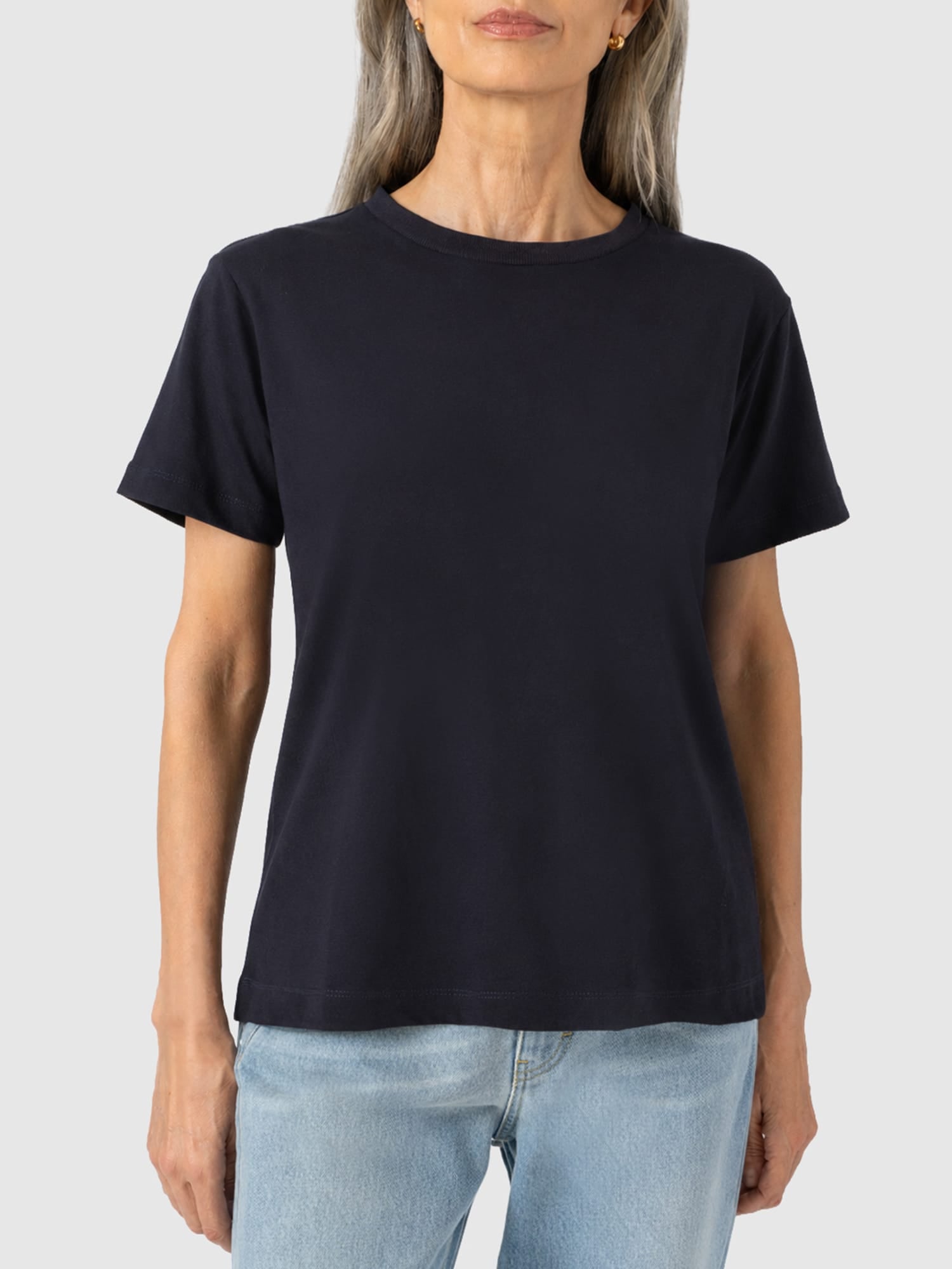 Finsbury Crew Neck Tee - Navy - Women's T-shirts | Saint and Sofia® EU
