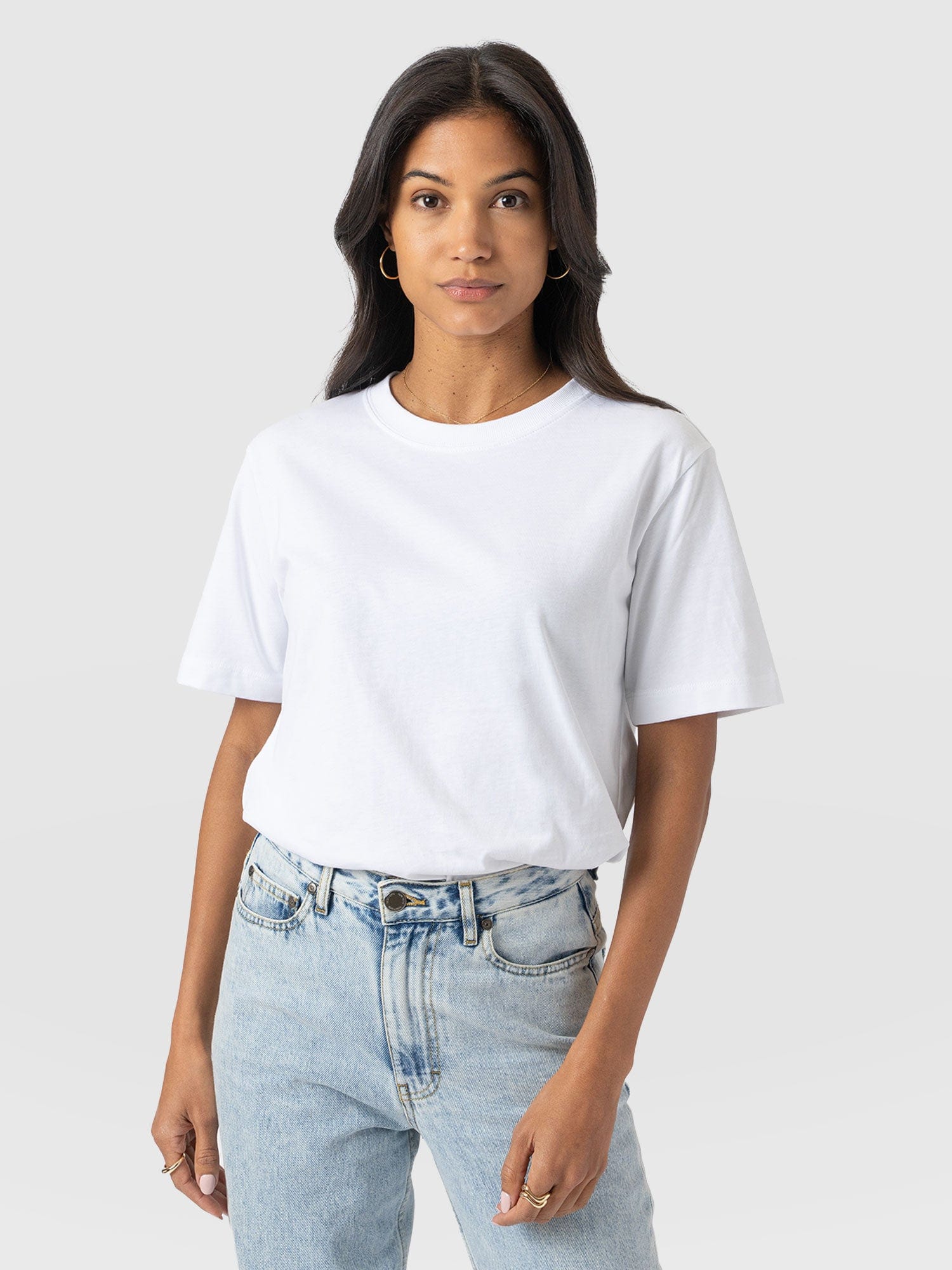 Finsbury Crew Neck Tee White - Women's T-Shirts | Saint + Sofia® EU