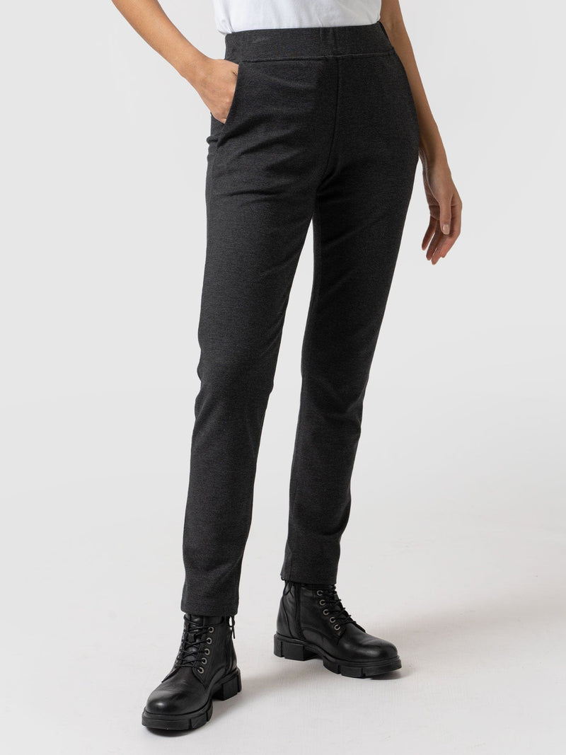 Finsbury Pant Charcoal - Women's Trousers | Saint + Sofia® EU