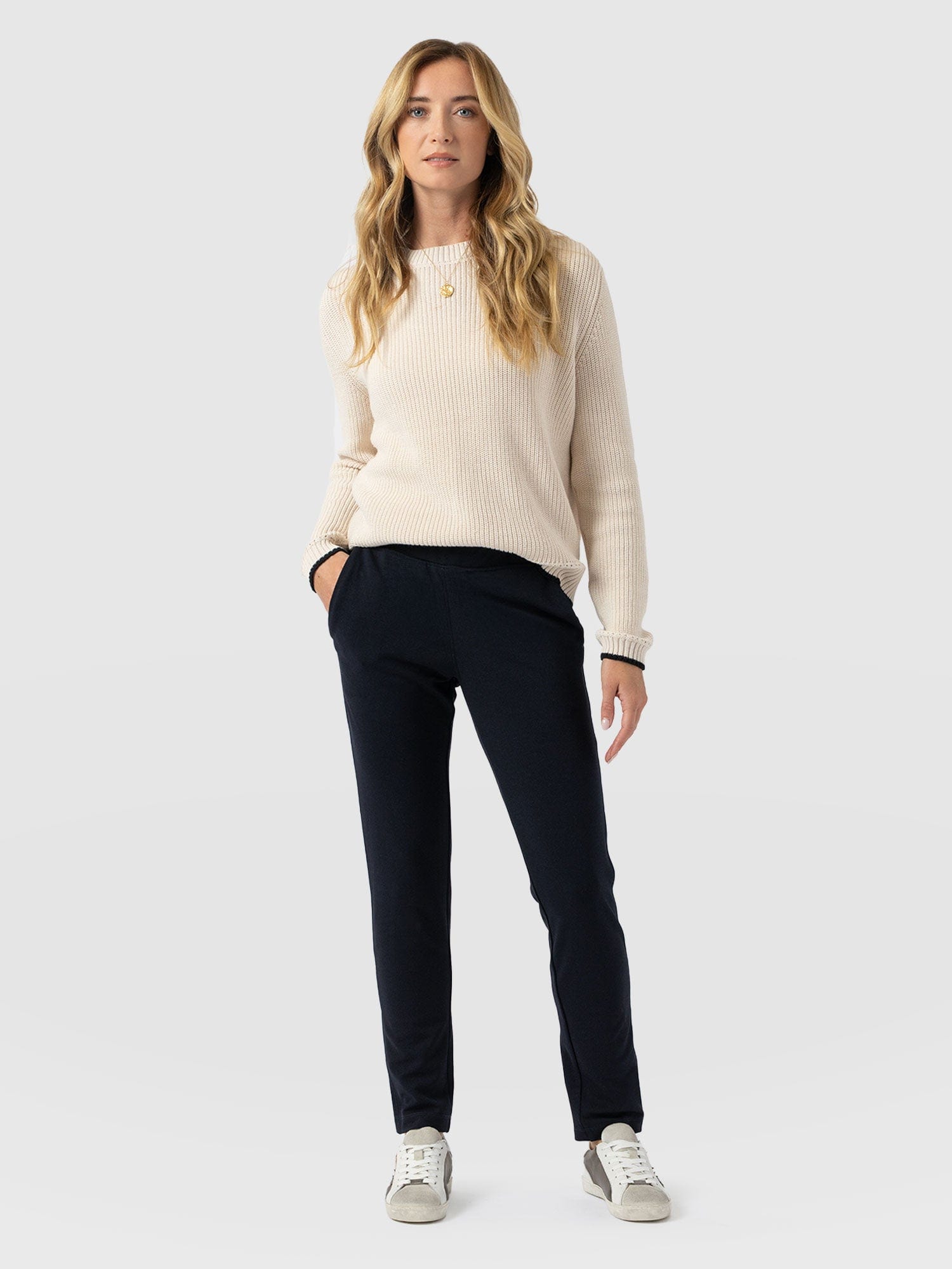 Finsbury Pant Navy - Women's Trousers | Saint + Sofia® EU