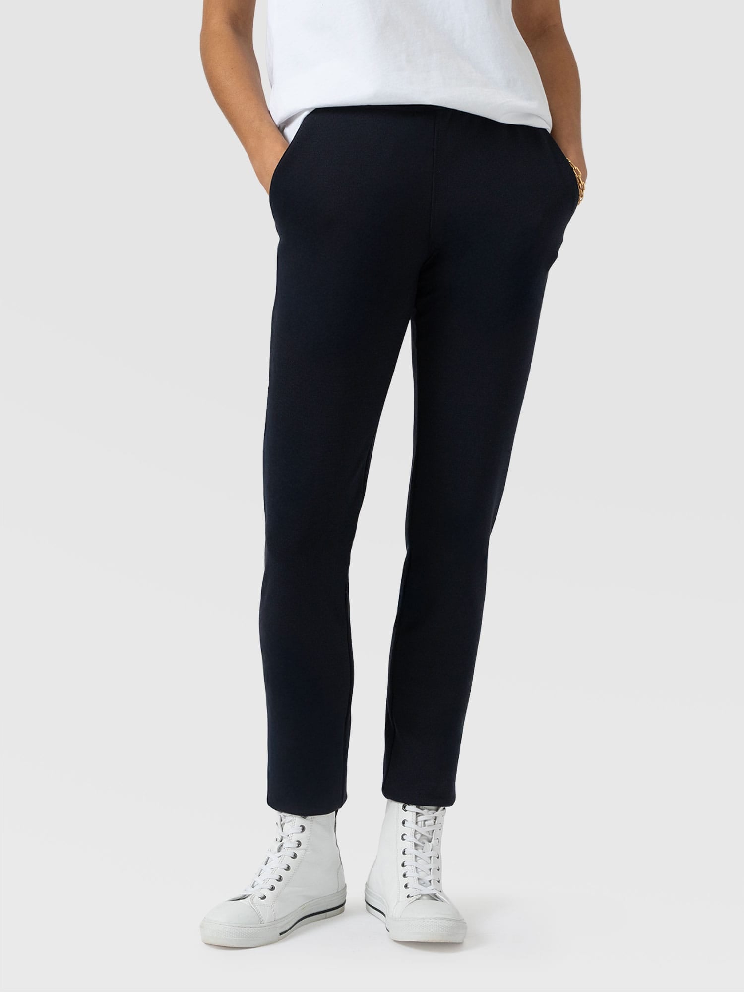 Finsbury Pant Navy - Women's Trousers | Saint + Sofia® EU