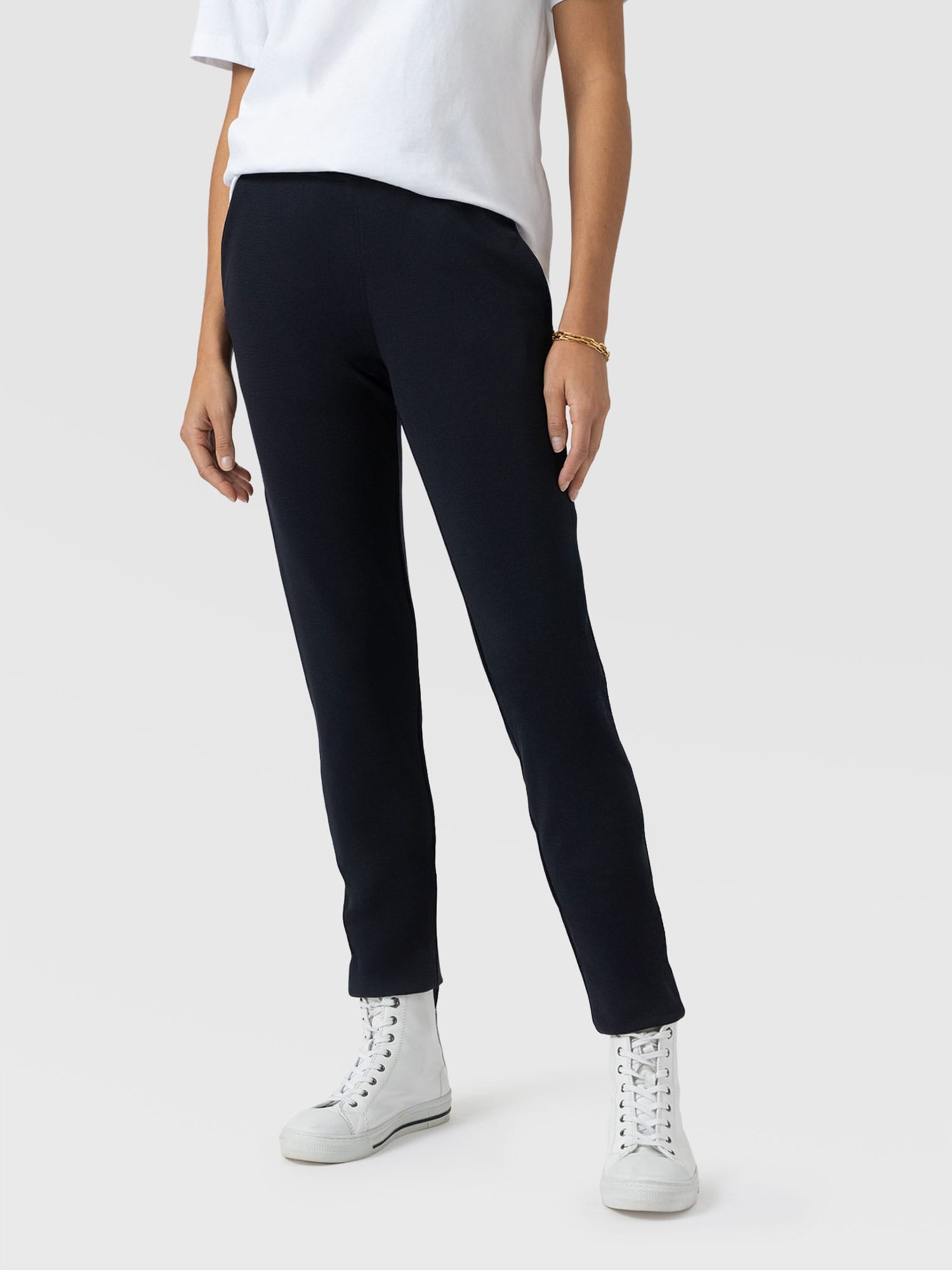 Finsbury Pant Navy - Women's Trousers | Saint + Sofia® EU
