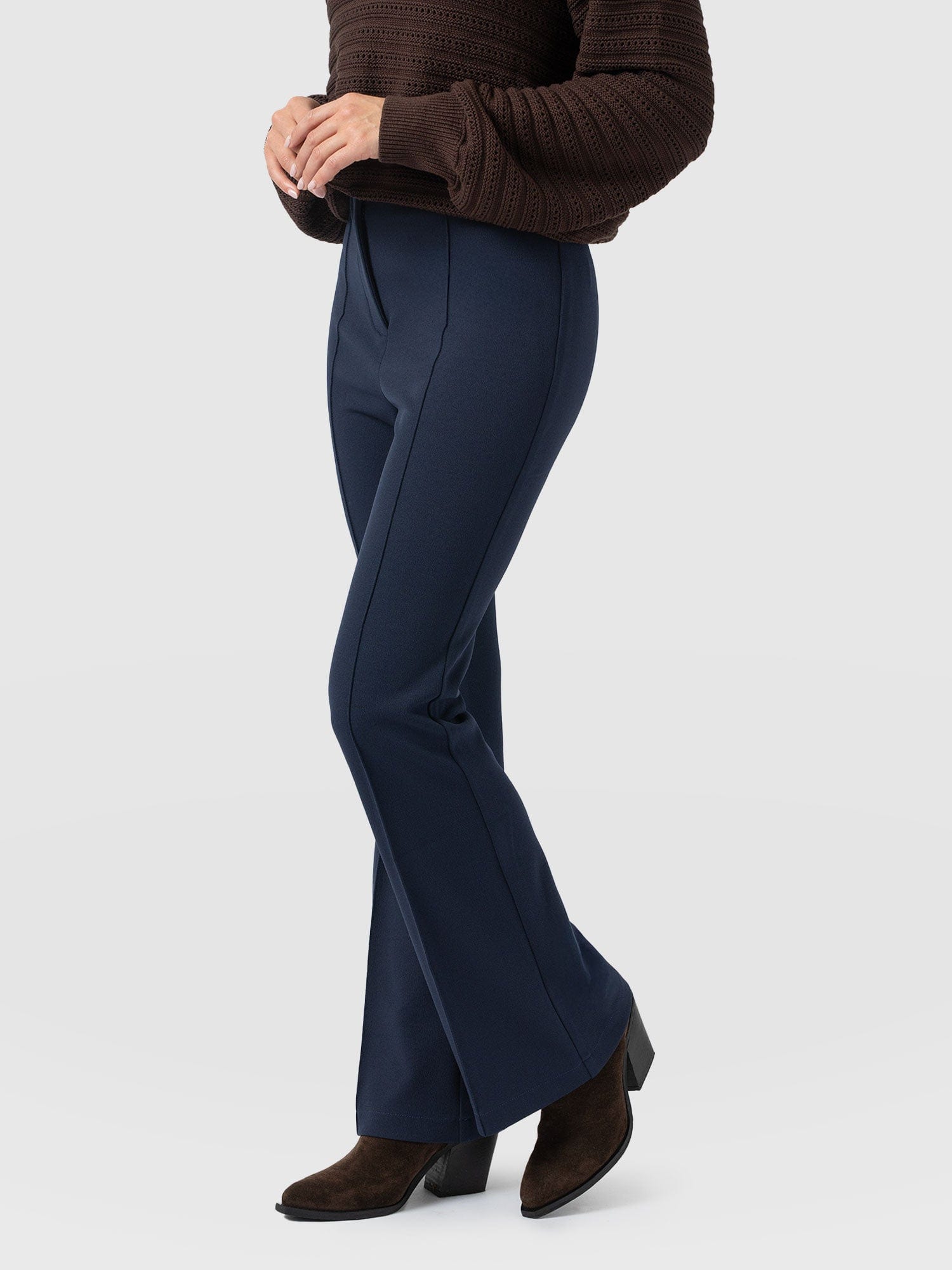 Freya Flared Trouser - Navy - Women's Trousers | Saint + Sofia EU