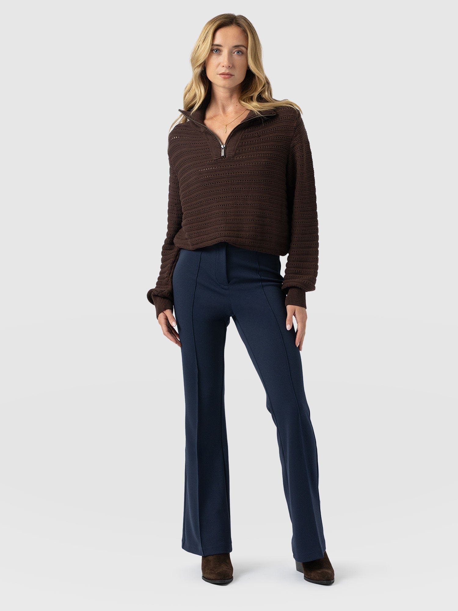 Freya Flared Trouser - Navy - Women's Trousers | Saint + Sofia EU