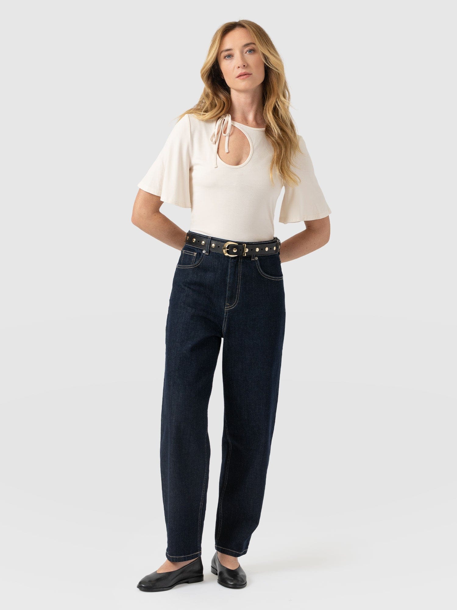 Freya Tie Tee - Cream - Women's T-shirts | Saint + Sofia® EU