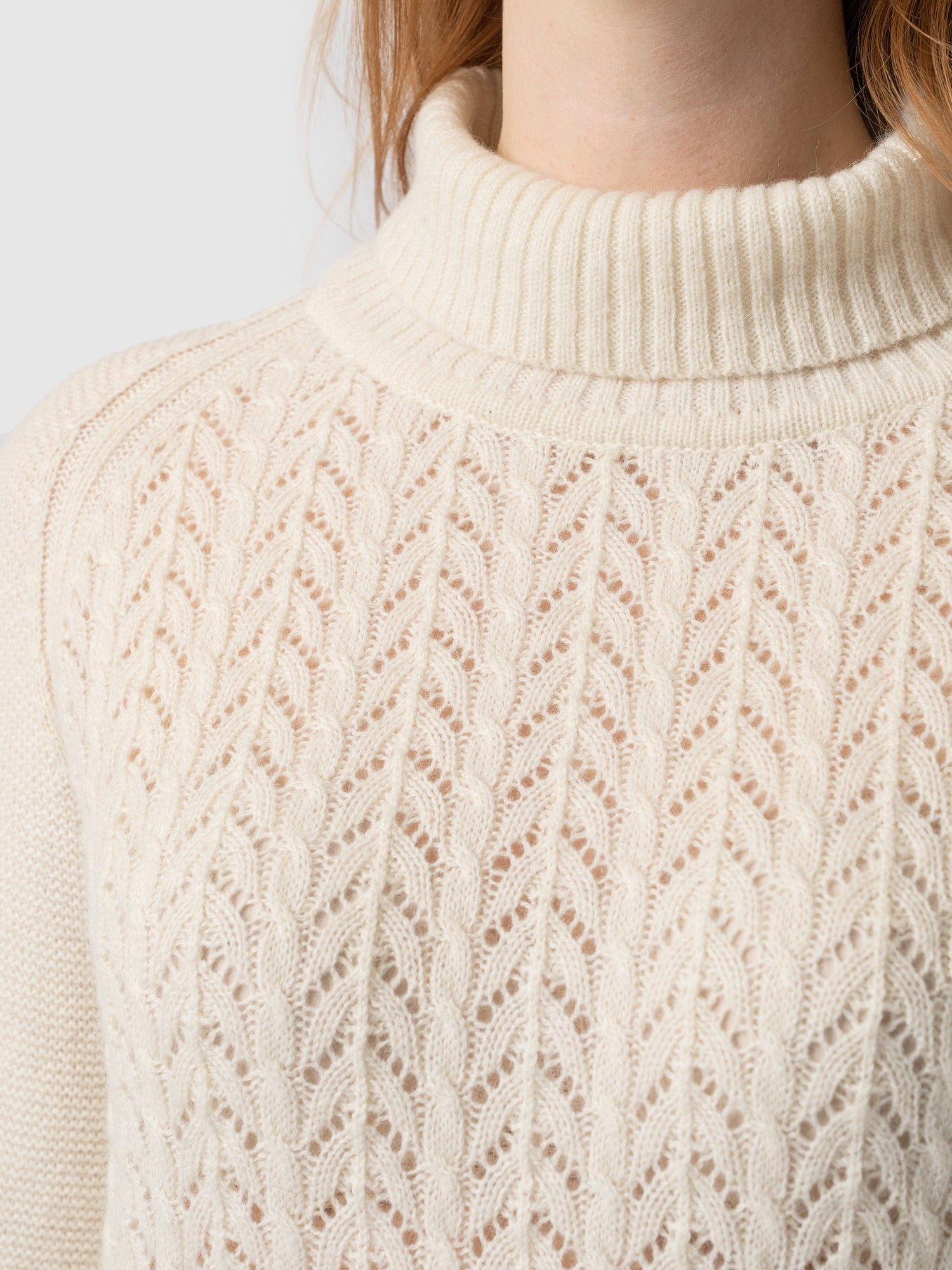 Glen Cable Knit Jumper Cream - Women's Jumpers | Saint + Sofia® EU