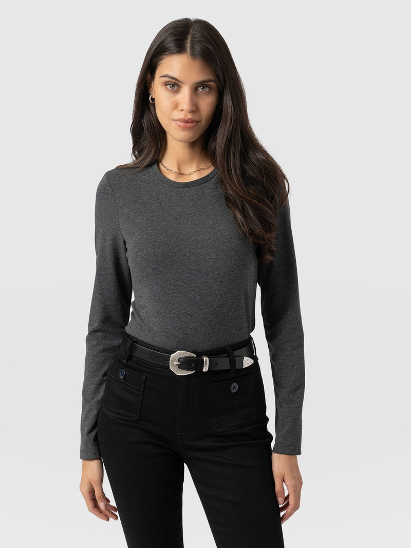 Glen Crew Neck Tee Charcoal - Women's Tops | Saint + Sofia® EU