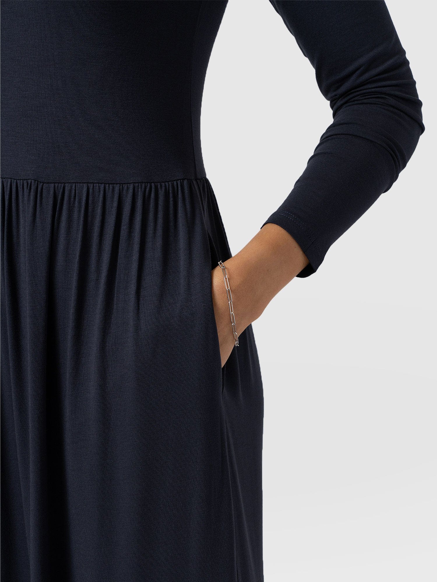 Greenwich Dress Navy Sleeves - Women's Dresses | Saint + Sofia® EU
