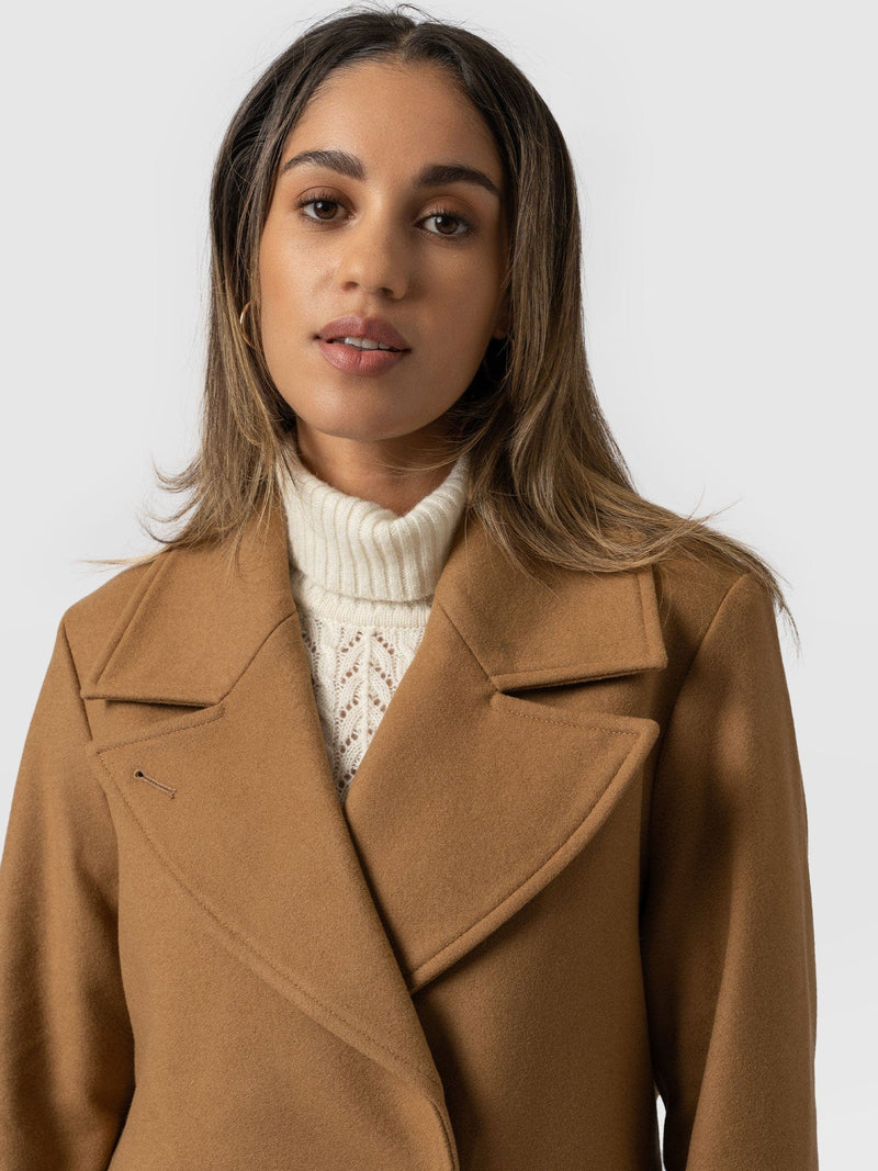 Halcyon Coat Camel - Women's Wool Coats | Saint + Sofia® EU