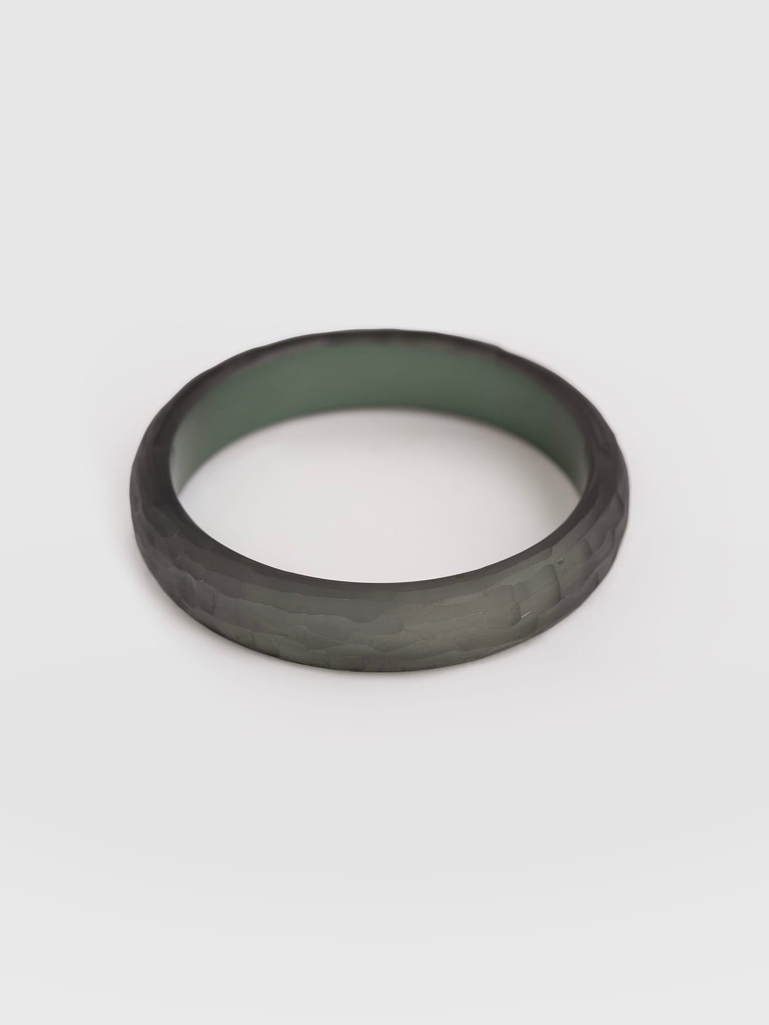 Hammered Bangle - Green - Women's Jewellers | Saint and Sofia® EU