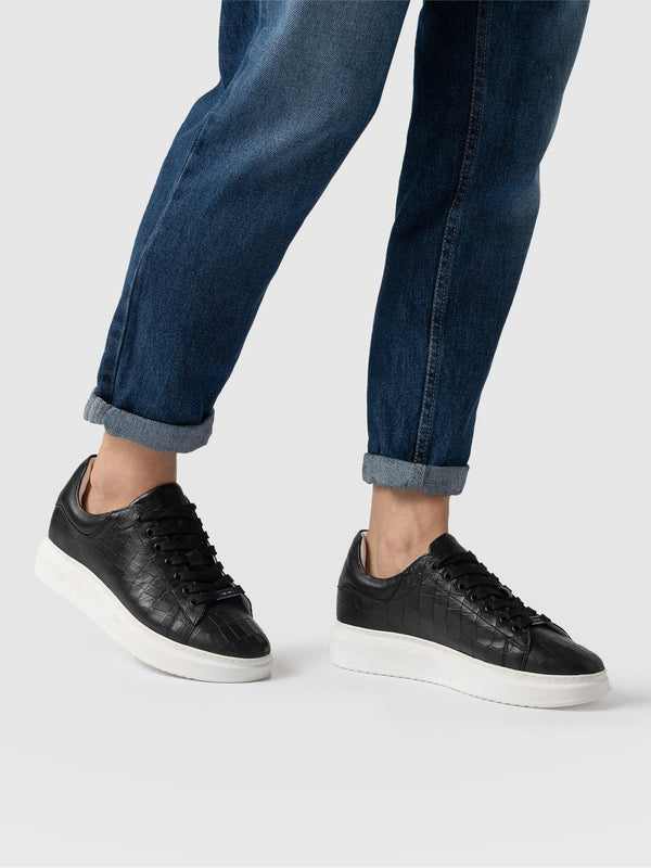 Hampstead Trainer Black - Women's Trainers | Saint + Sofia® EU