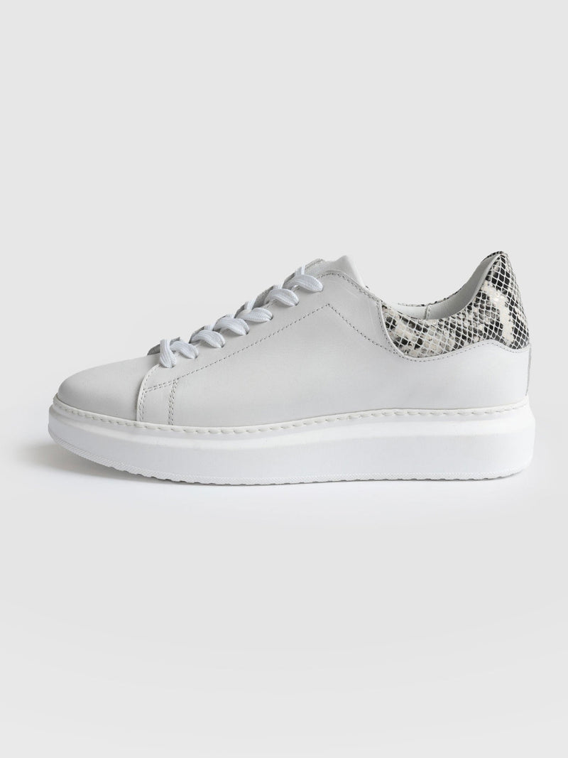 Hampstead Trainer White - Women's Trainers | Saint + Sofia® EU