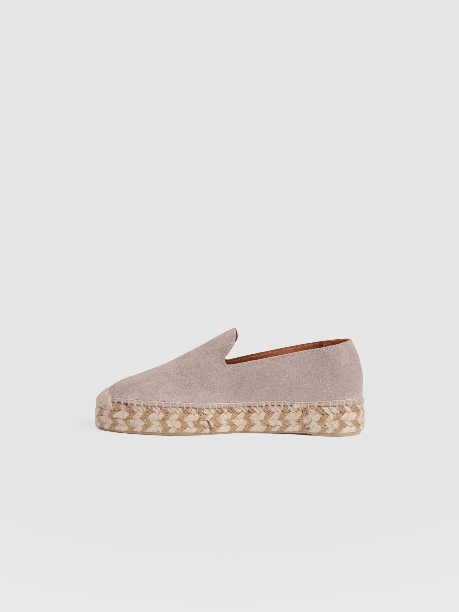 Hampton Espadrilles - Sand Suede - Women's Shoes | Saint + Sofia® EU