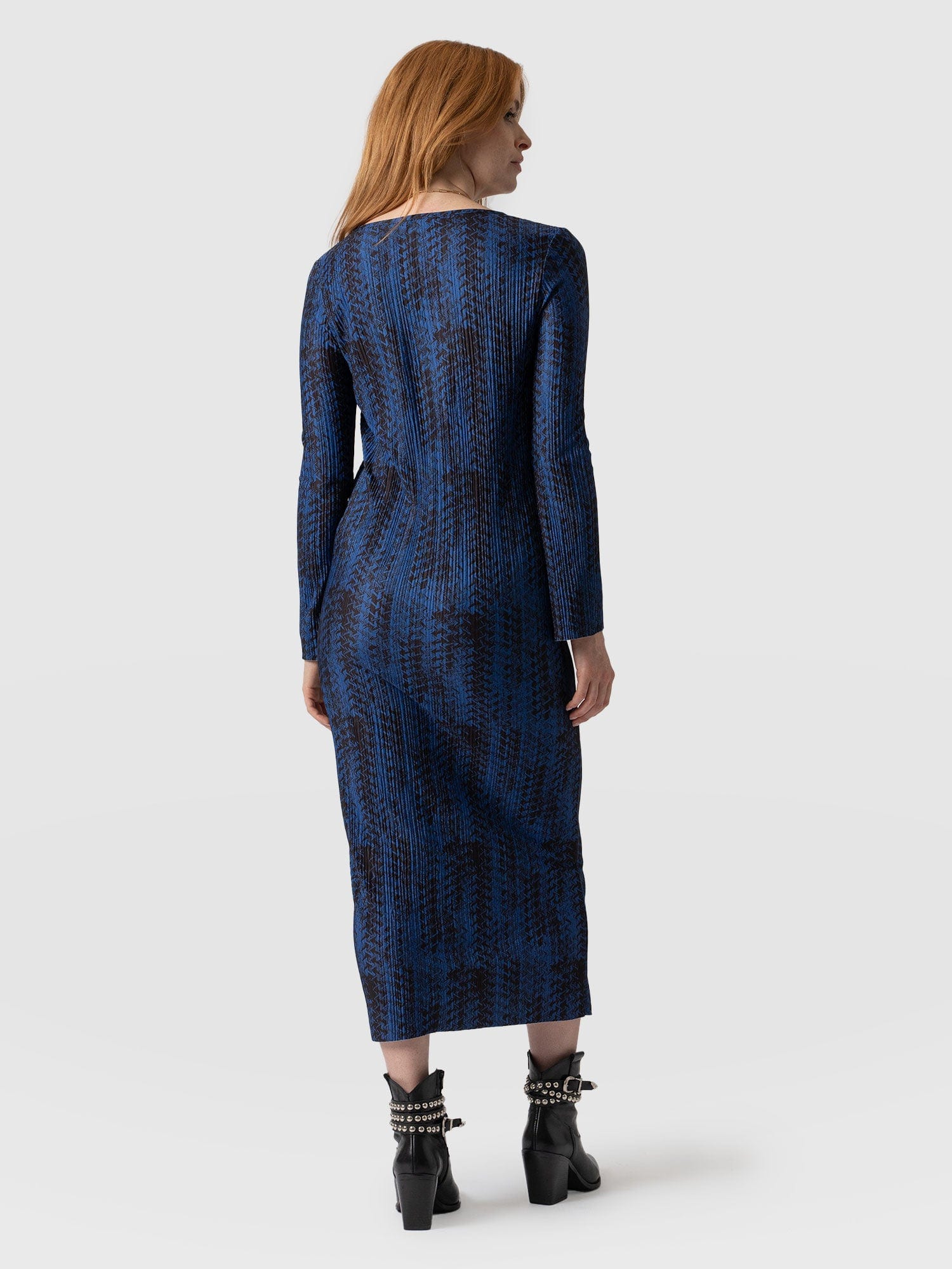 Hanna Plisse Dress Navy Ripple - Women's Dresses | Saint + Sofia® EU