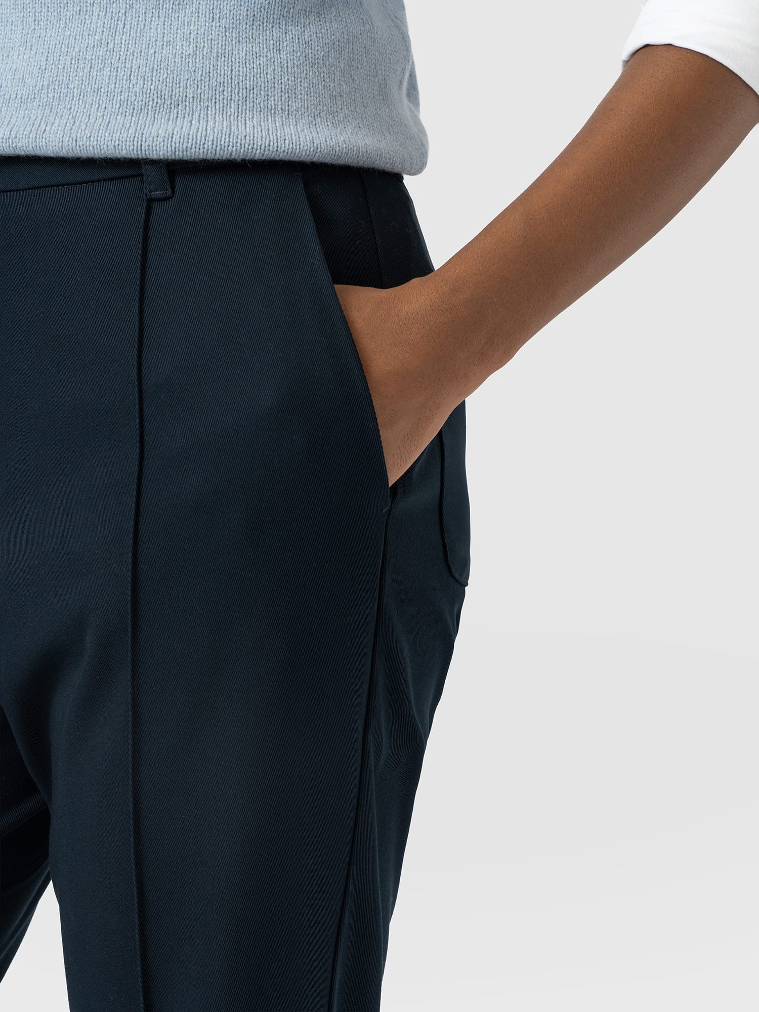 Harlow Straight Leg Pant - Navy - Women's Trousers | Saint and Sofia® EU