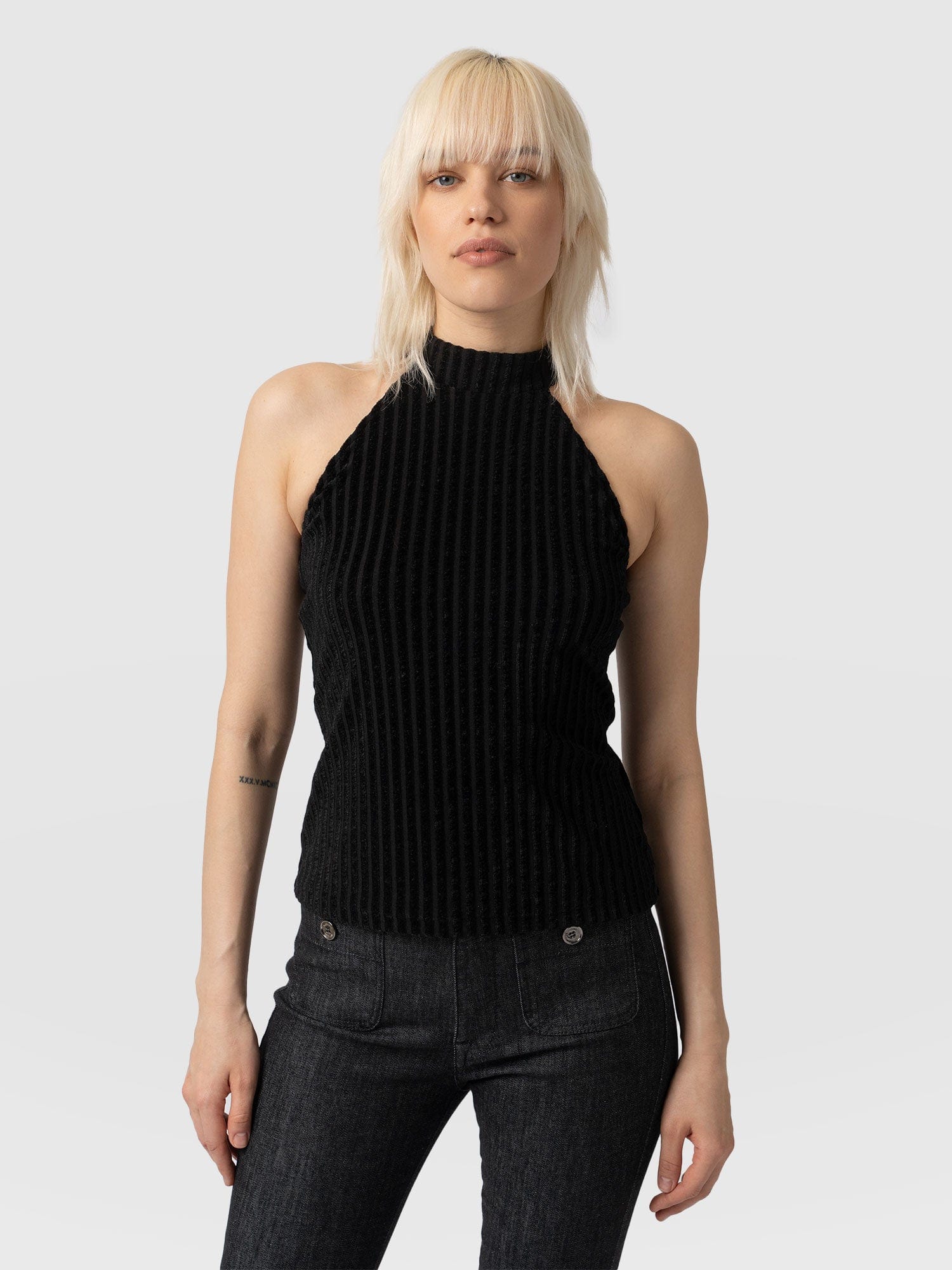 Herne Halter Neck Top Black Stripe Velvet - Women's T-Shirts |  Saint + Sofia® EU