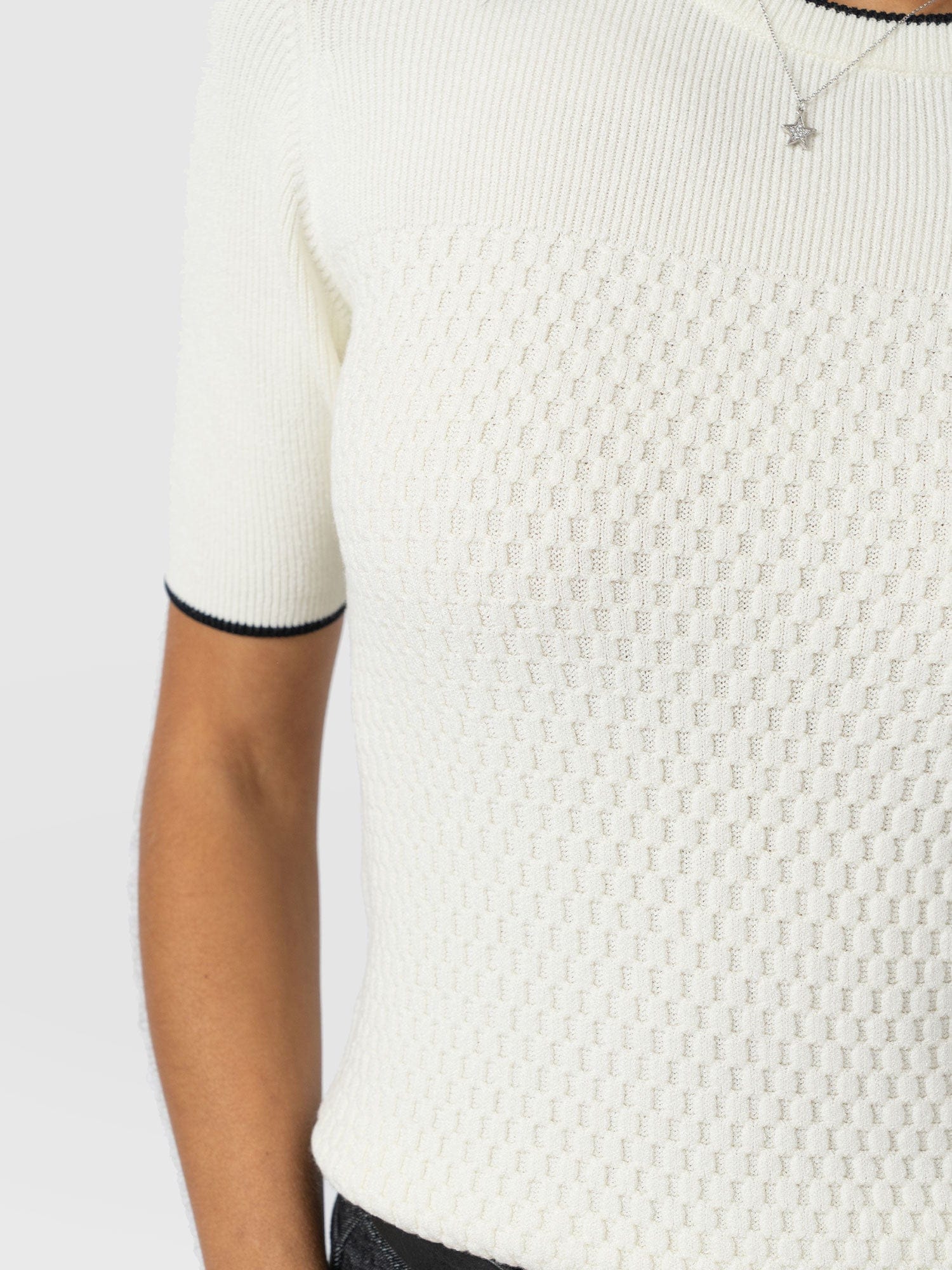 Honeycomb Short Sleeve Knit - Cream - Women's Knitwears | Saint + Sofia? EU