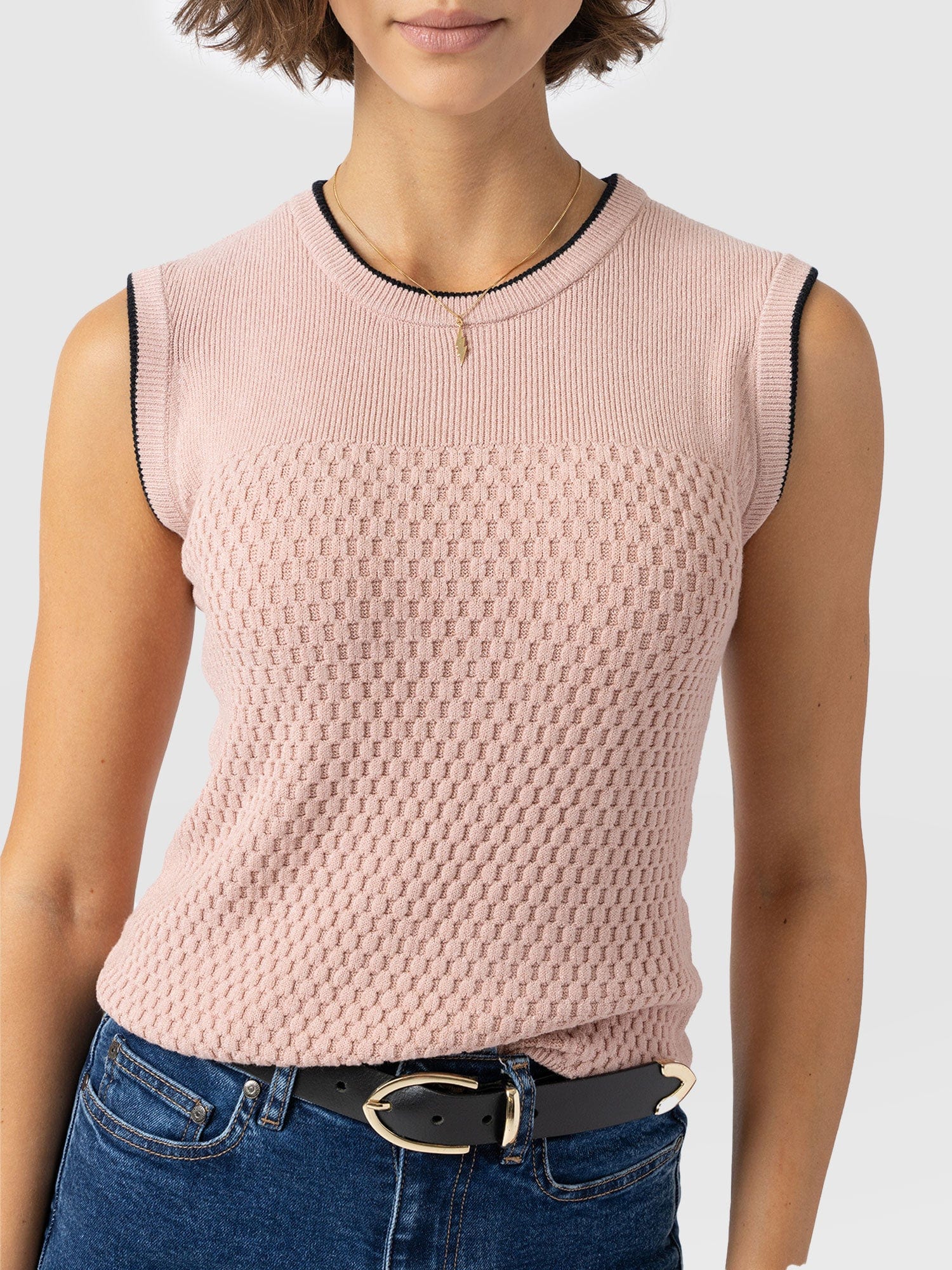 Honeycomb Sleeveless Rib Knit - Pale Pink - Women's Knitwears | Saint and Sofia® EU