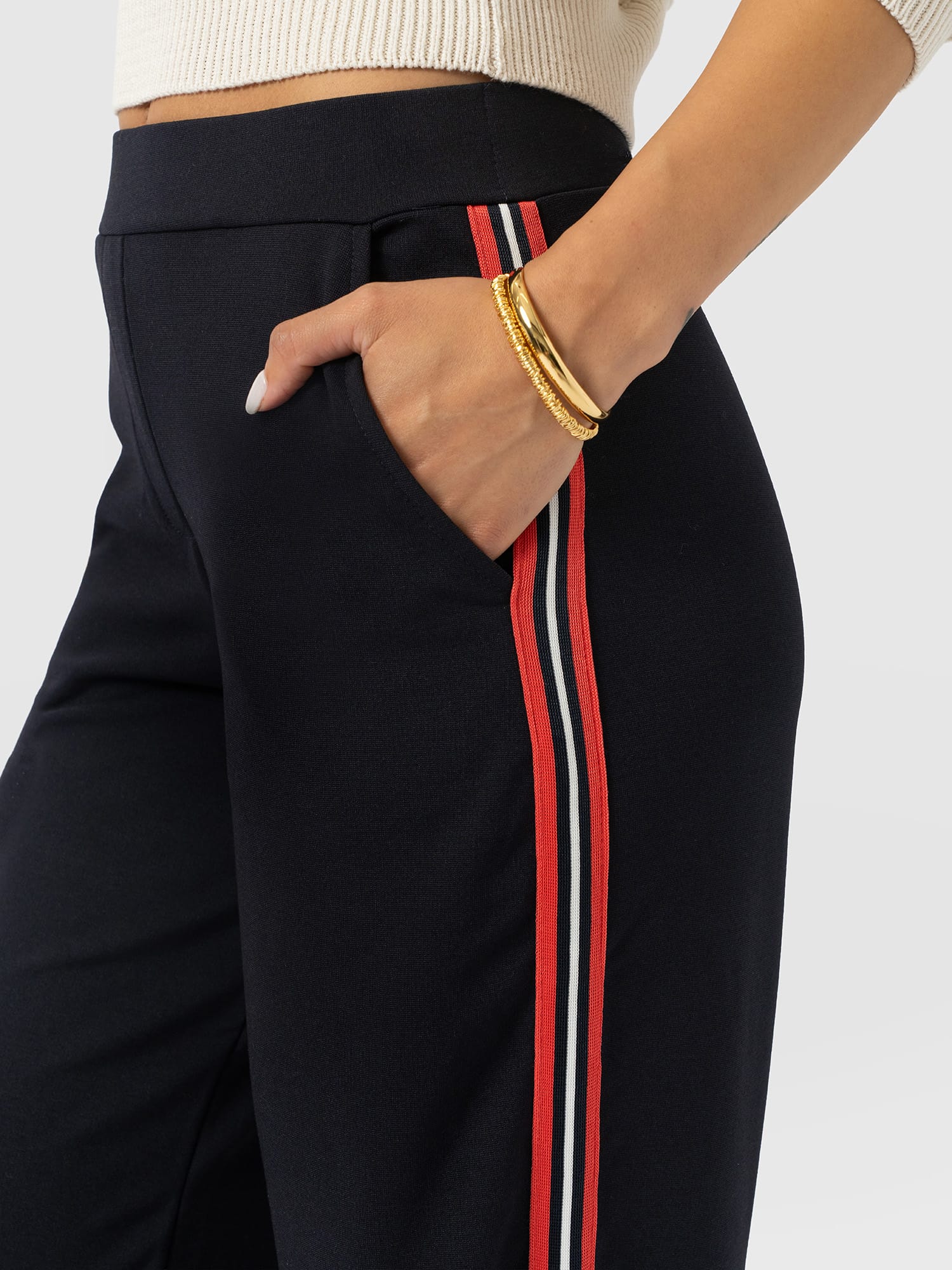 Hoxton Straight Leg Pant Navy/Red Stripe - Women's Trousers | Saint and Sofia® EU