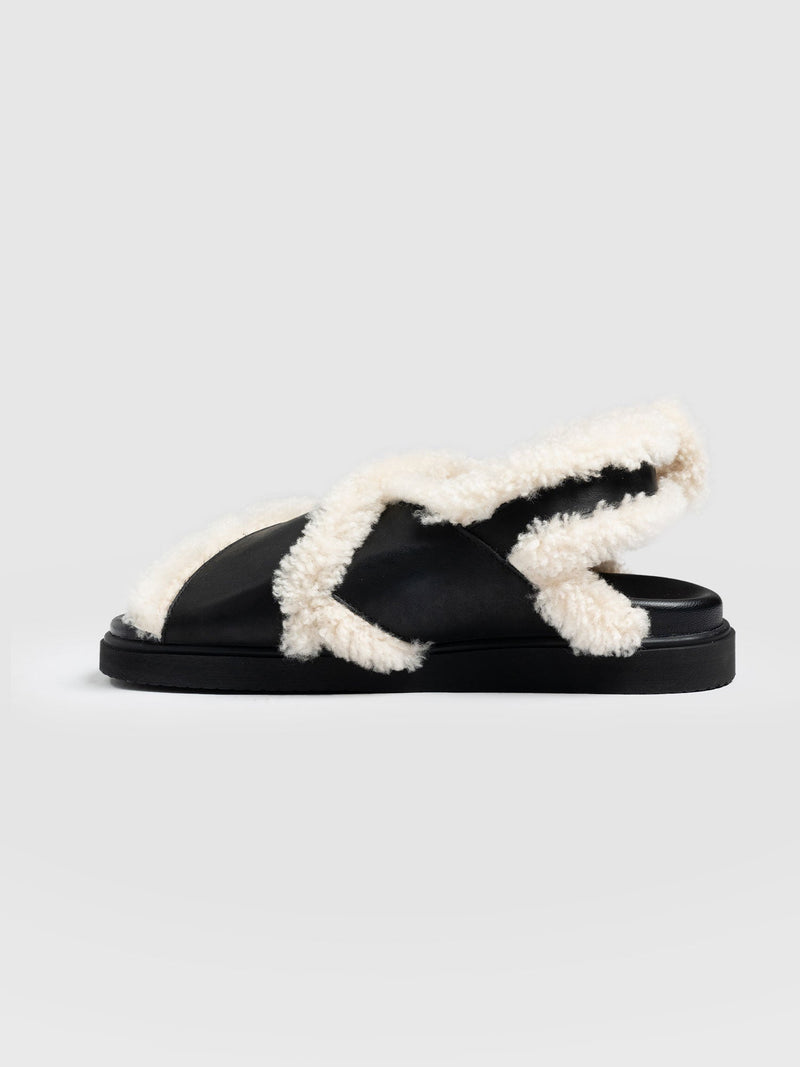 Isla Shearling Sandal Black - Women's Sandals |  Saint + Sofia® EU