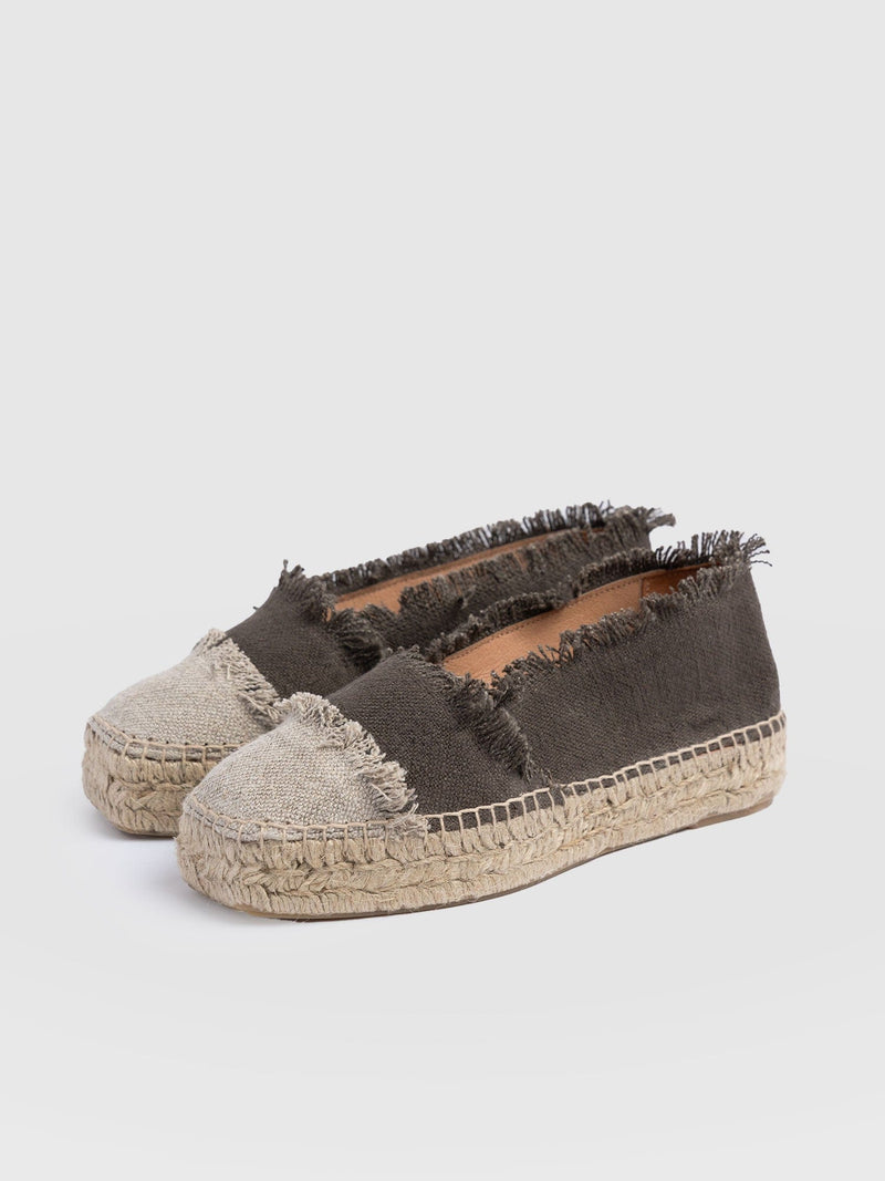 Ivy Frayed Espadrille Pumps - Khaki - Women's s | Saint + Sofia® EU