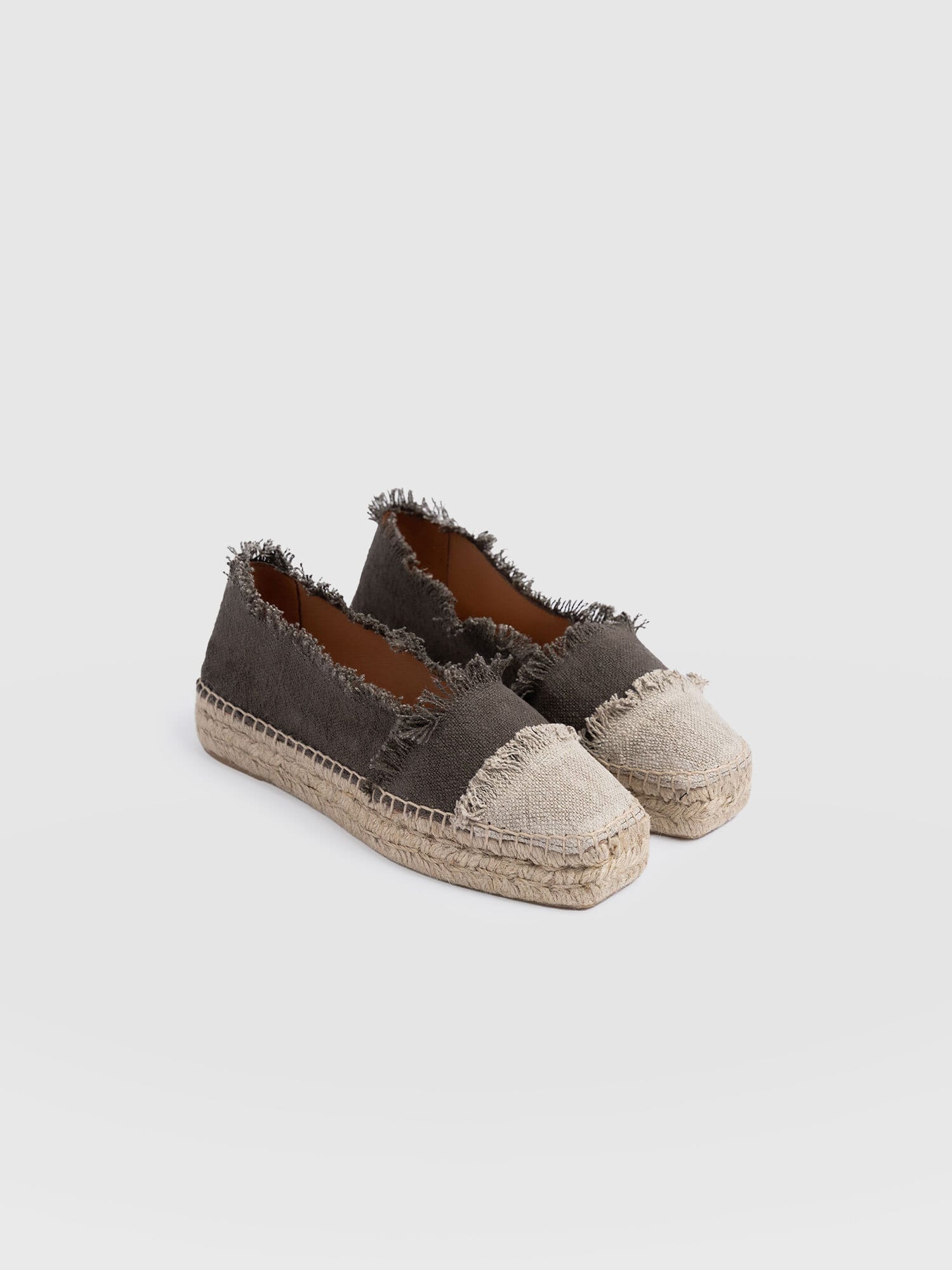 Ivy Frayed Espadrille Pumps - Khaki - Women's Shoes | Saint + Sofia® EU