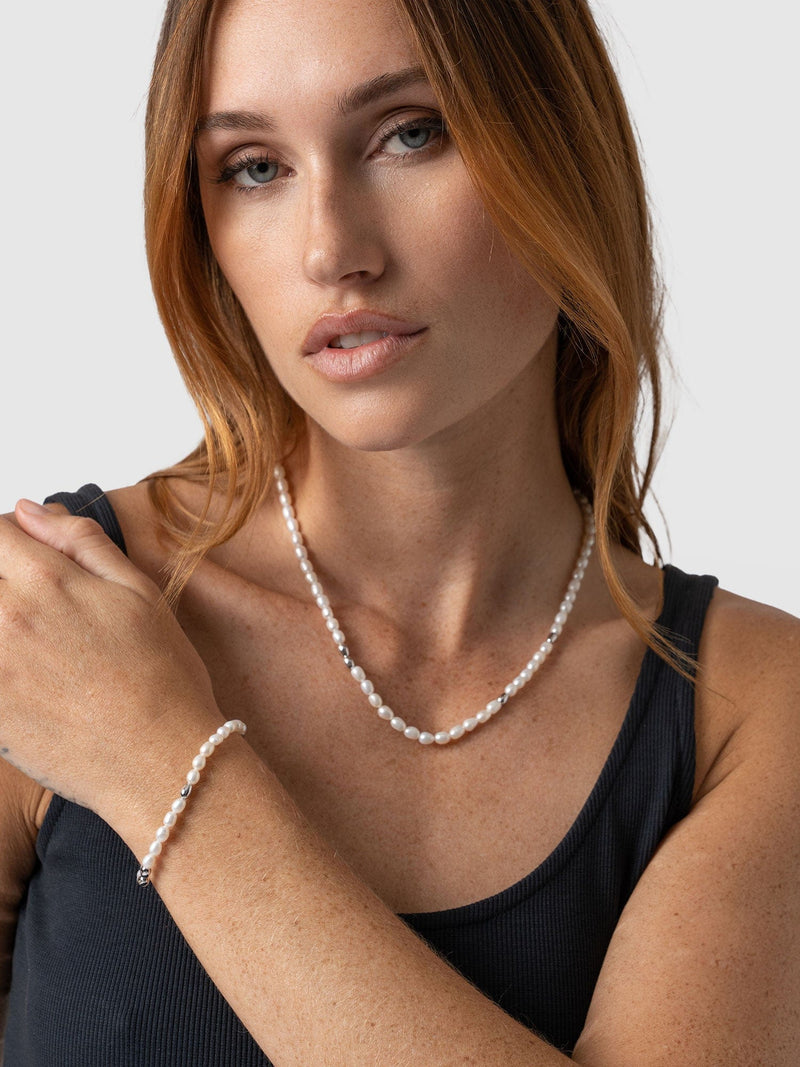 Jacqueline Pearl Bracelet Silver - Women's Jewellery |  Saint + Sofia® EU