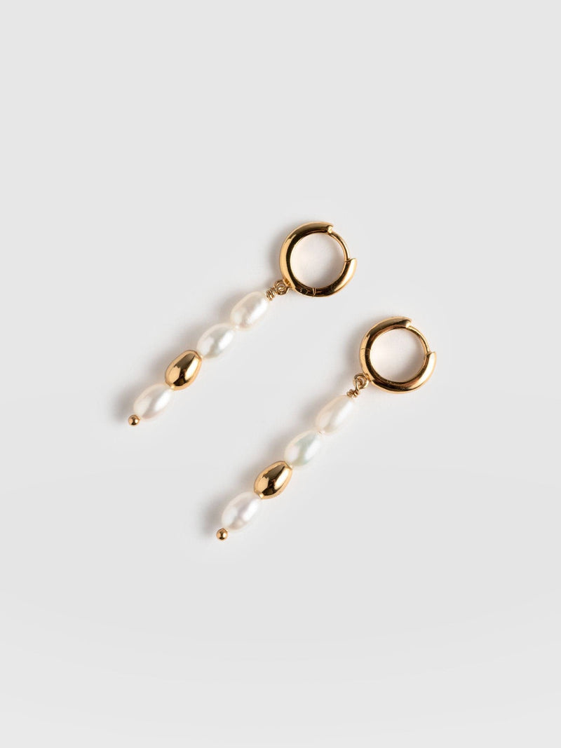 Jacqueline Pearl Drop Earrings Gold - Women's Jewellery |  Saint + Sofia® EU