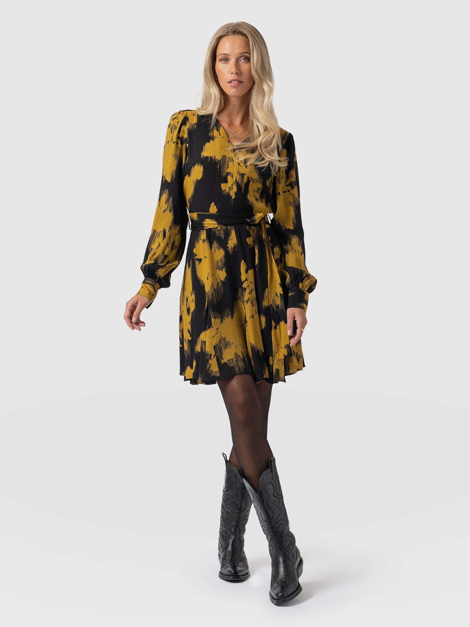 Joselyn Mini Dress Yellow Fade Floral - Women's Dresses | Saint + Sofia® EU